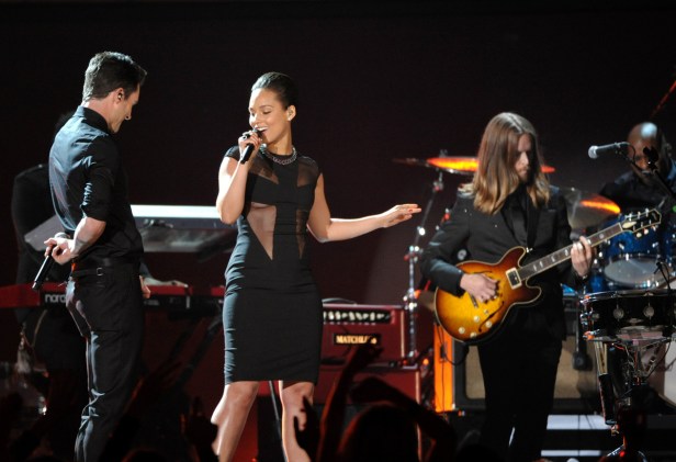 slide_279939_2087911_free