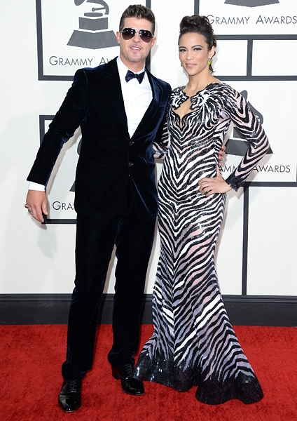 robin-thicke-grammys-2014-red-carpet-600